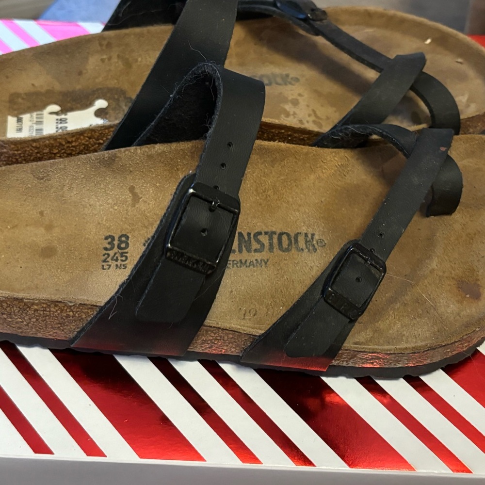 Birkenstock 38. New